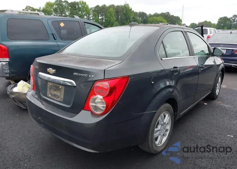 2015 Chevrolet Sonic Lt Auto из США, поврежденный, VIN 1G1JC5SHXF4199192